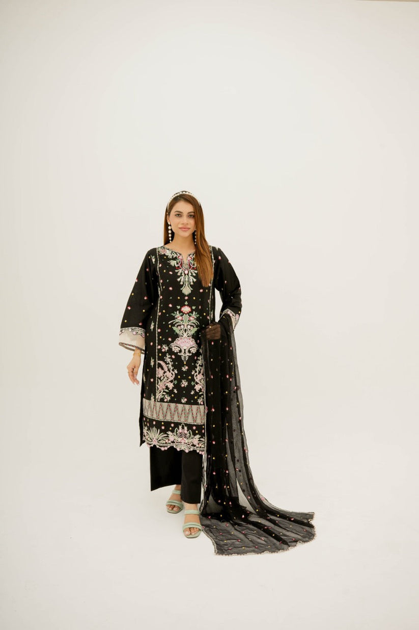 Kashmiri Dhaage Party Wear Lawn Suits & Kaftans